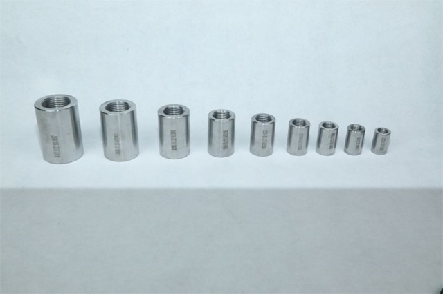 若羌直螺纹钢筋套筒<font style='color:red'>尺寸</font>